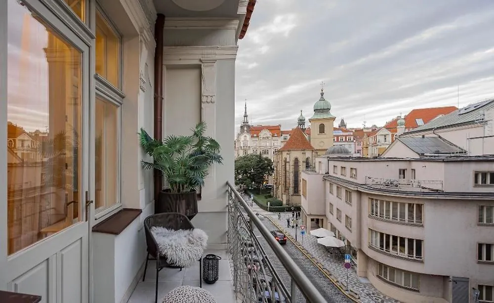 Old Town Luxury 3Bd Apartment Prag 0*,  Tjeckien